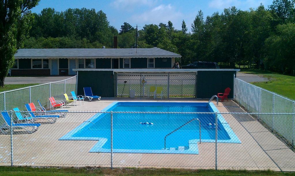 Middleton Motel & Suites 外观 照片